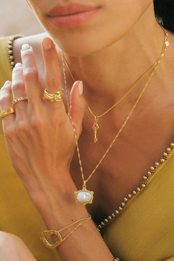 Vintage Pearl Bedel - Goud