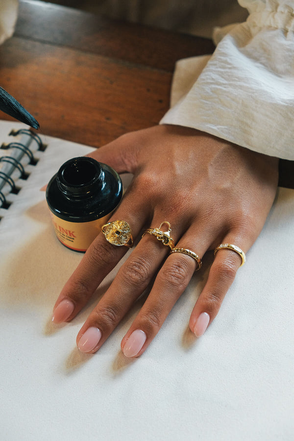 Pierced Heart Ring - Goud