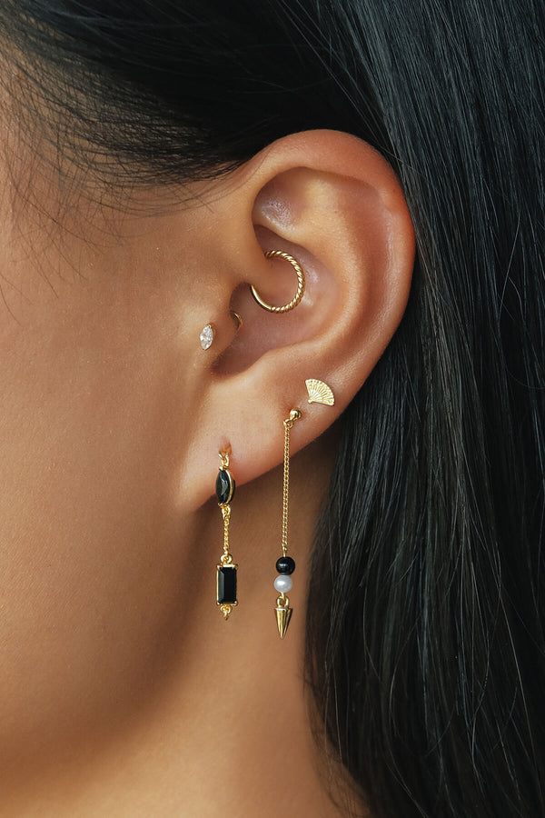 Black Diamond Chain Earring - Gold