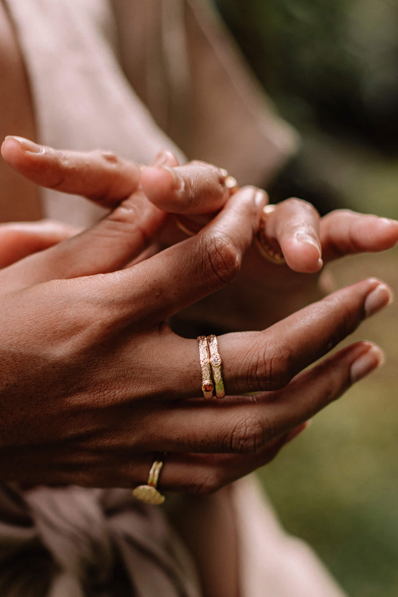 close-up-staple-ring