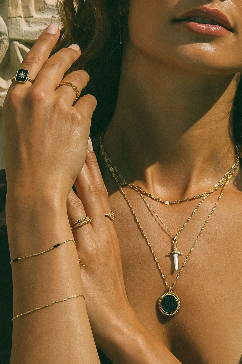 Onyx Beads Bracelet - Gold