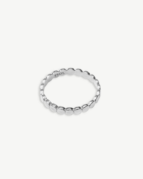 minimalistische-ring-closed-connected-circles-zilver