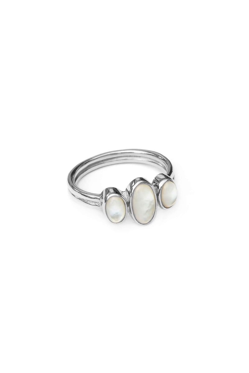 Pebbles Mother of Pearl Ring - Zilver