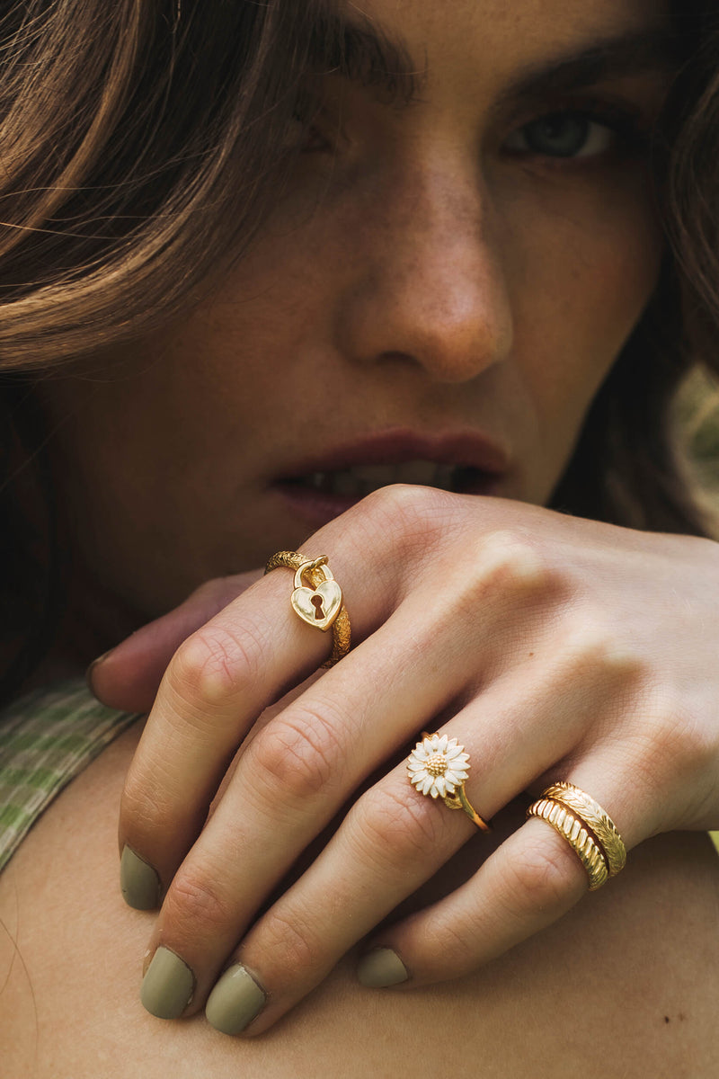 Tiffany Lock Ring in Yellow Gold | Tiffany & Co.